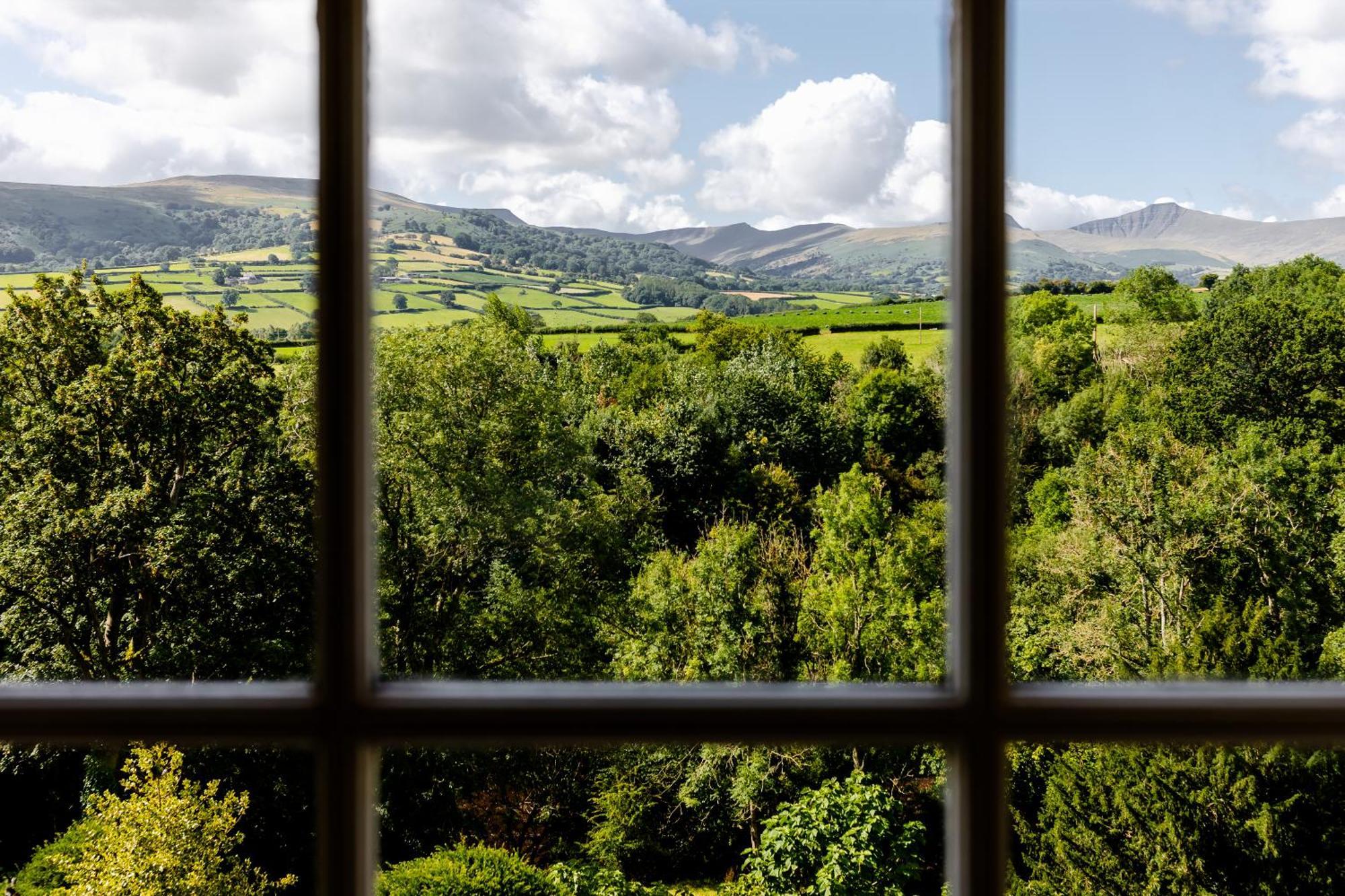 Peterstone Court Country House Restaurant & Spa Brecon Exterior photo