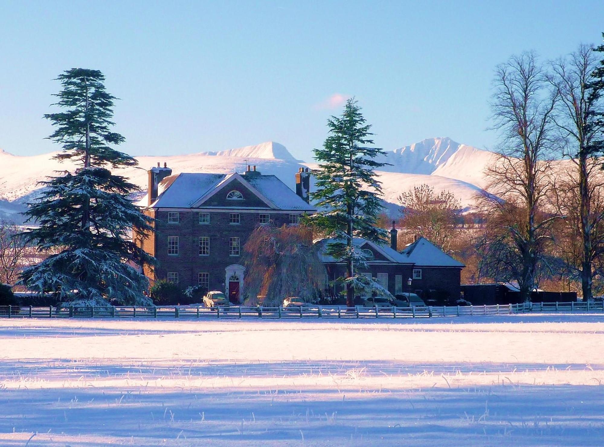 Peterstone Court Country House Restaurant & Spa Brecon Exterior photo